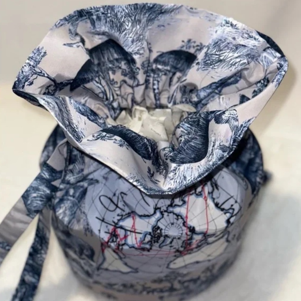 Christian Dior Around The World Drawstring Pouch - Picture 3 of 4